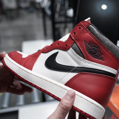 スニーカー鑑定