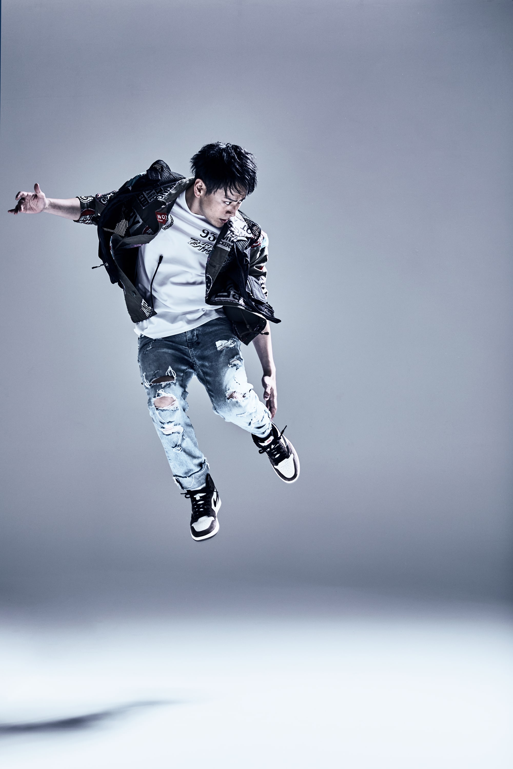 芸能人着用❤️ 極美品 山下健二郎 AIR MORE UPTEMPO モアテン★ インタビュー】THE SNKR #04 三代目JSB 山下健二郎 「スニーカーは