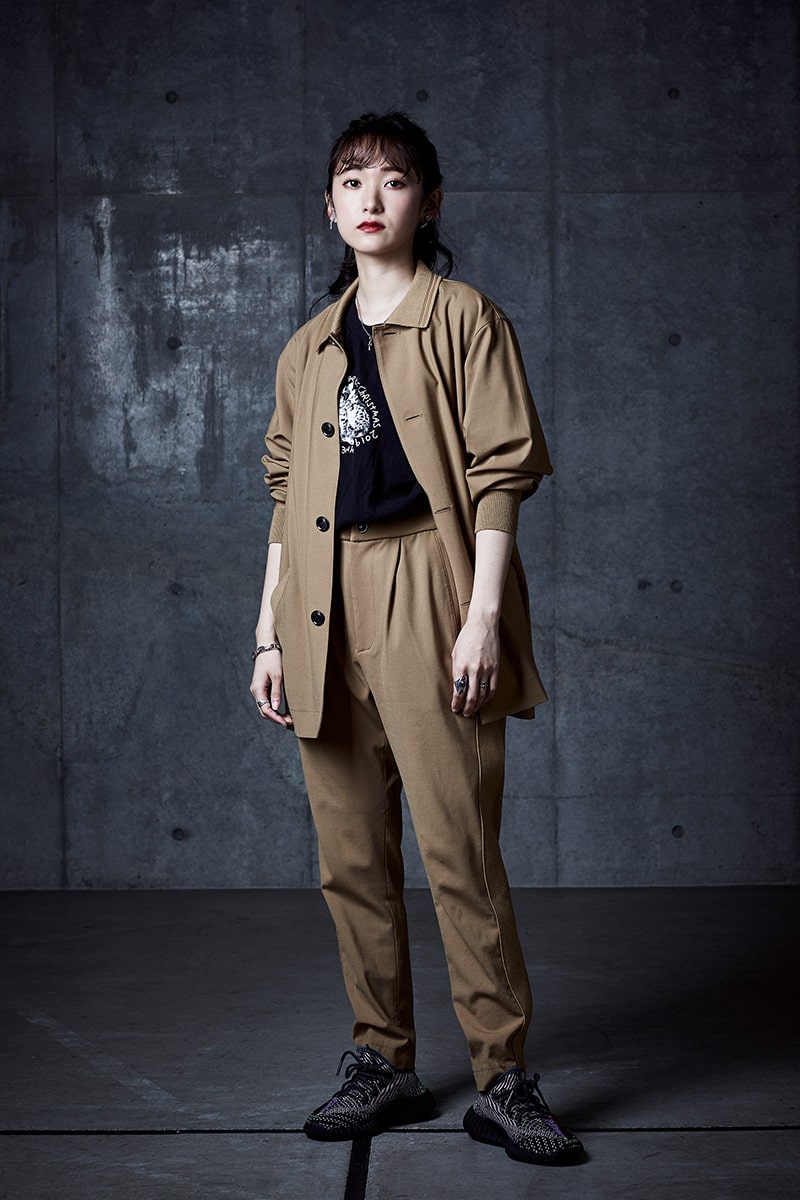 あわつまい × adidas YEEZY BOOST 350 V2 “YECHEIL“ 1枚目