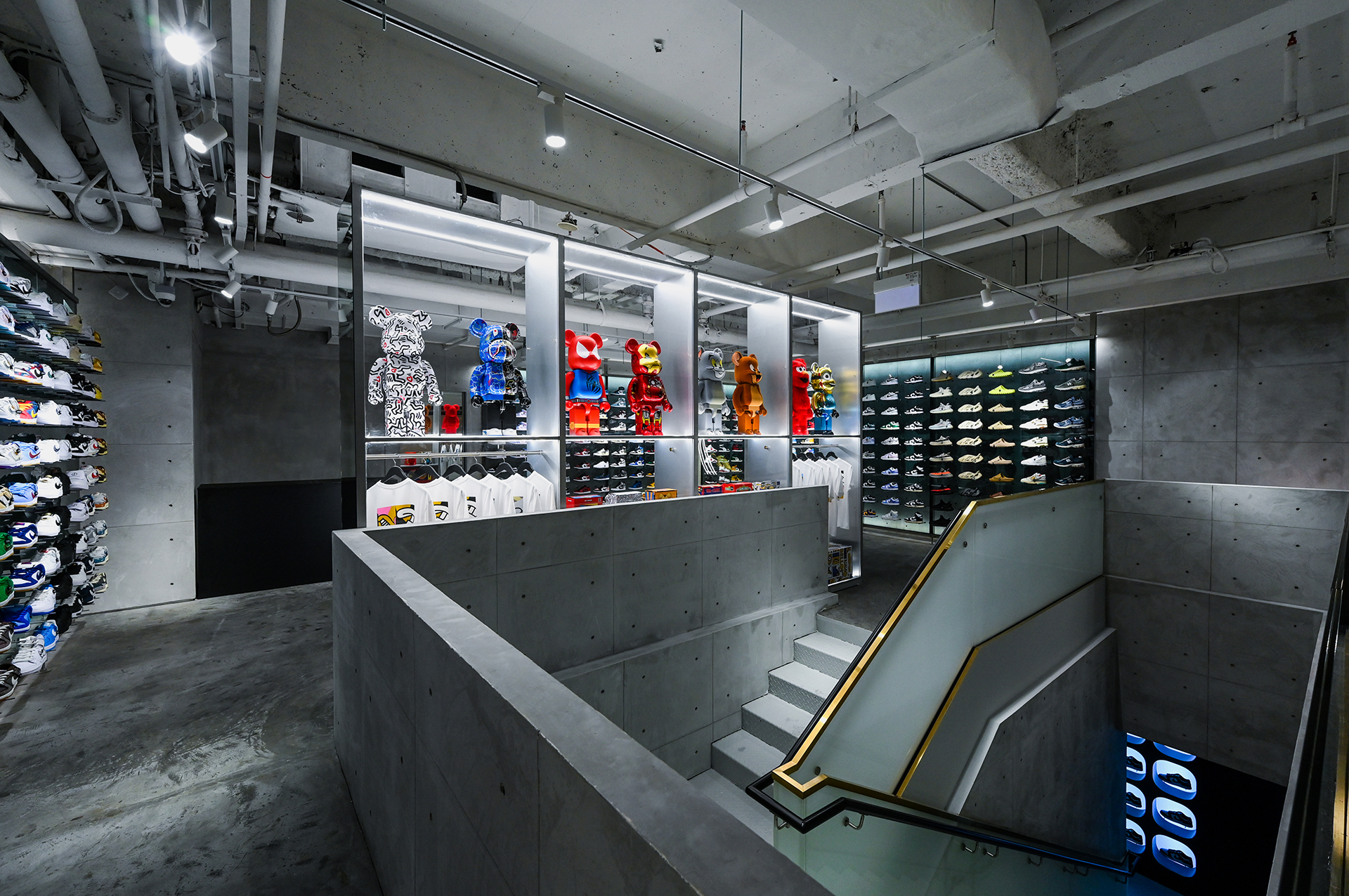 スニダンシンガポール店 店内写真3