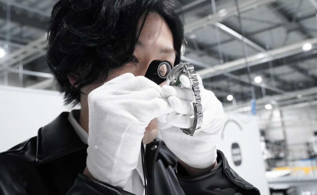 スニダンで購入もサイズ違いのため　タグ付　試着のみ　25 FAKEを