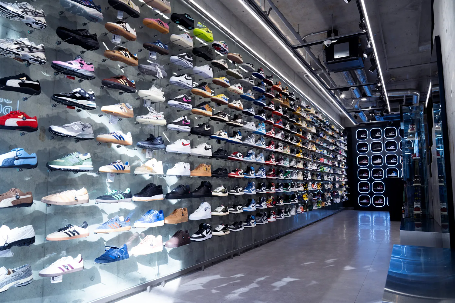 スニダン原宿店